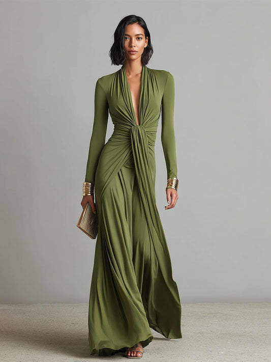 Vestido largo de seda elástica verde oliva con escote en V