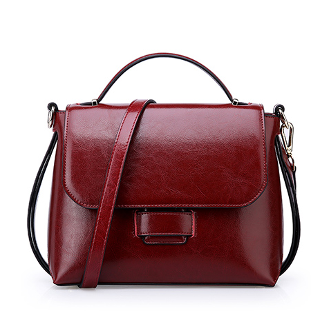 Bolso de hombro de cuero de estilo clásico