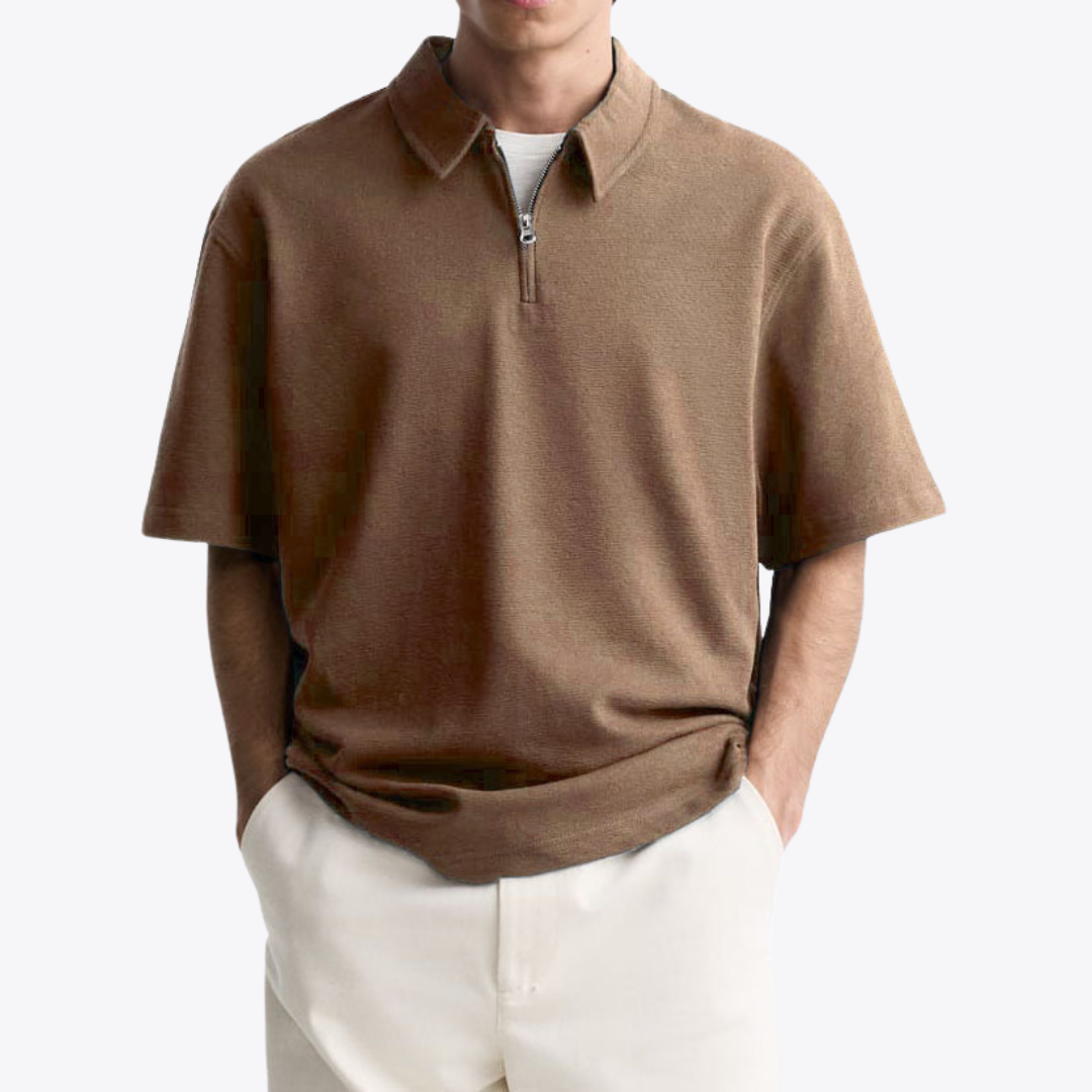 Polo con cremallera hasta el pecho