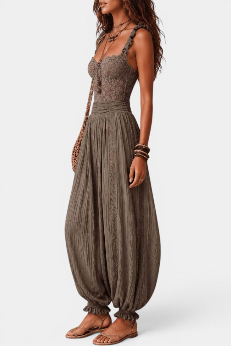 Nine - Conjunto Bustier de Encaje y Pantalón Bombacho
